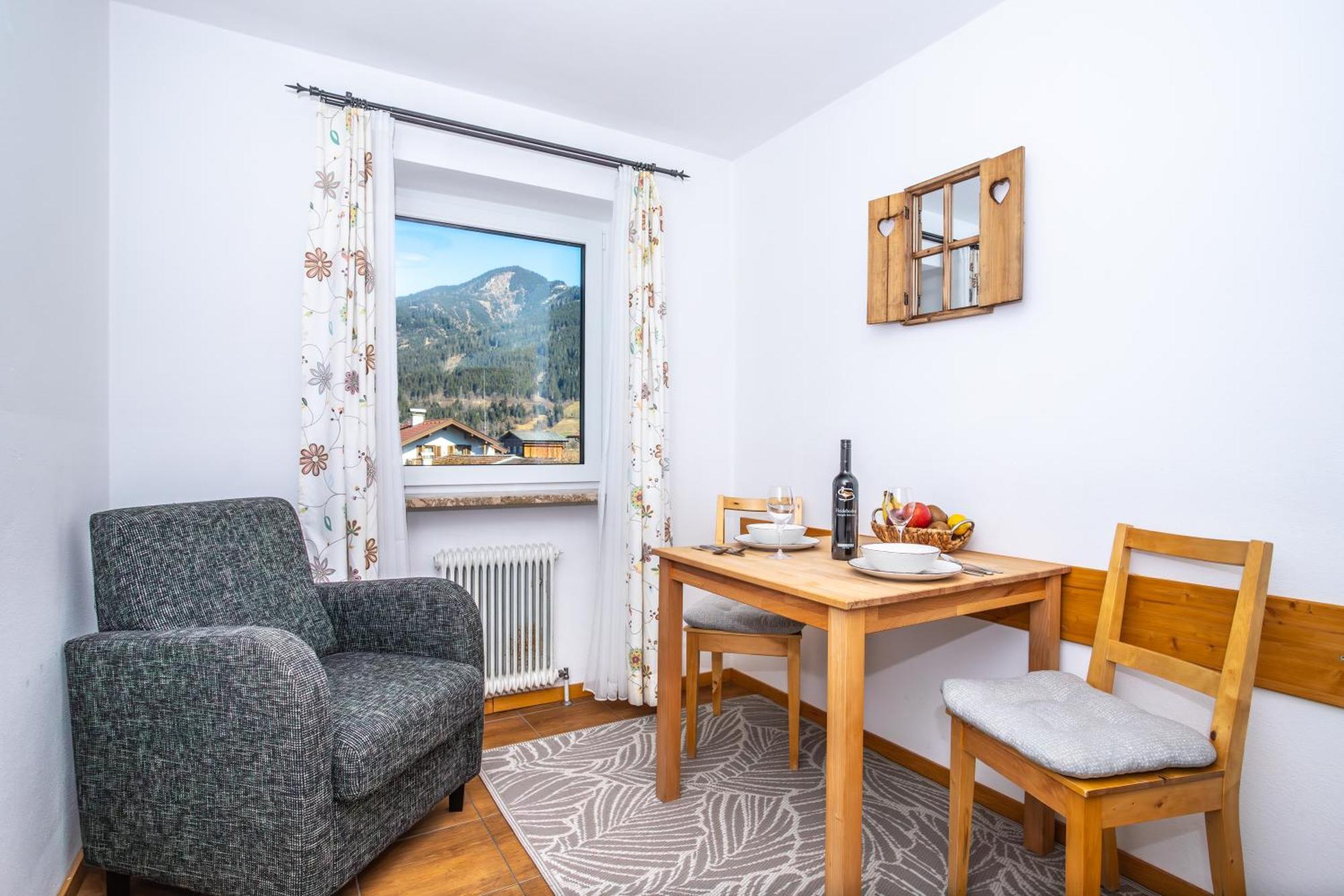 Alpina Apartments - Zell Am See Luaran gambar